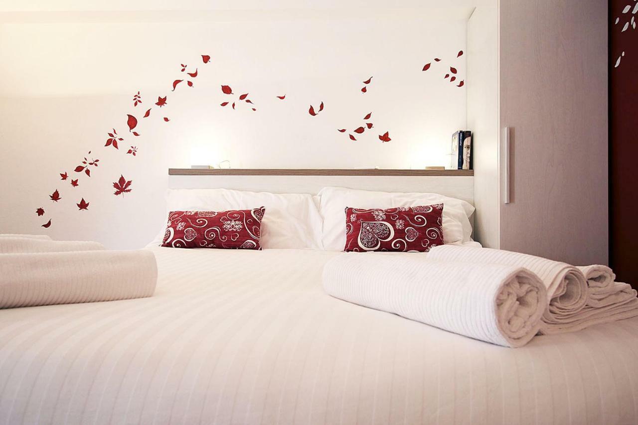 Suite Fiera Milano City Buitenkant foto