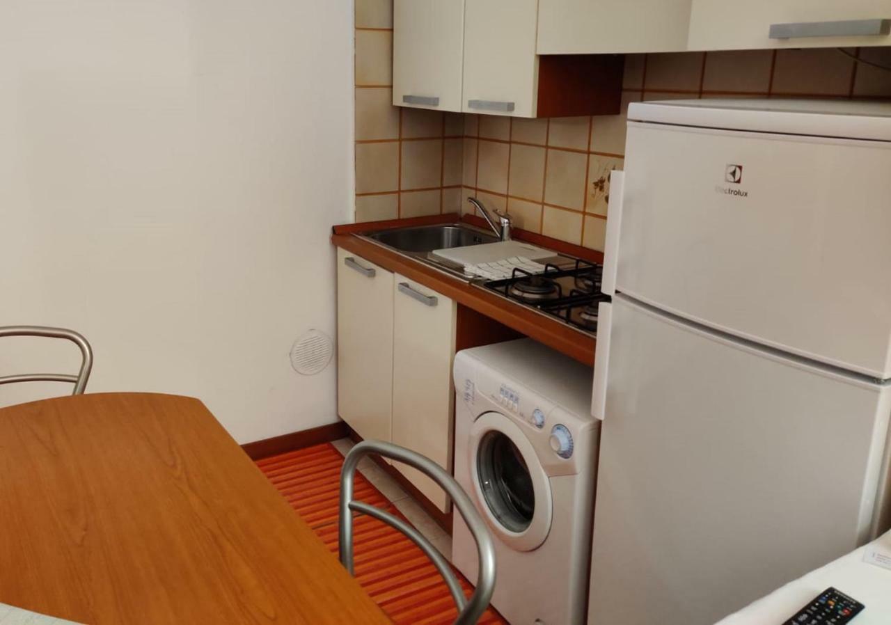 Suite Fiera Milano City Buitenkant foto